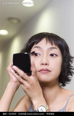 欧美画下睫毛图片,打造深邃迷人眼神